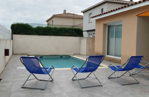 Mauguio Villa | To rent villa with swimming pool for 6 people close to shops and beaches