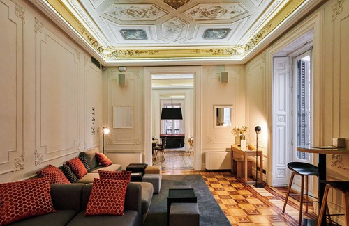 Sol Hostel | TOC Hostel and Suites Madrid