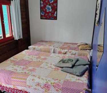 Rio Vermelho Norte House | Toca da Suzara Suíte 3 até 3 pessoas Piscina Rio e Mar num só lugar