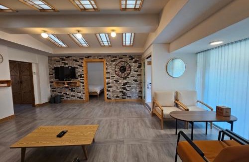 Downtown House | Today Jeju Yongdam