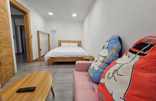 Downtown House | Today Jeju Yongdam