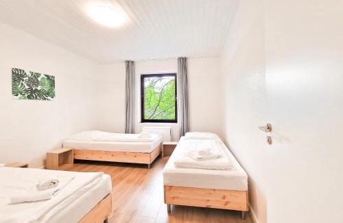 Beeck Apartment | Tolstov Apartments - 1 , 2 and 3 Room Monteur Apartments