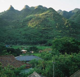 Yen Minh House | Tom's Du Già Homestay