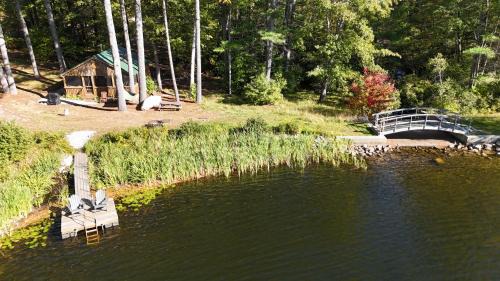 Bryant Pond House | Toms Cabin On Lake Christopher