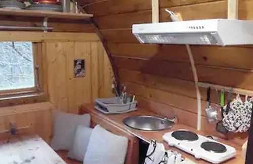 Mijoux Cabin | Tonneau Col de la Faucille