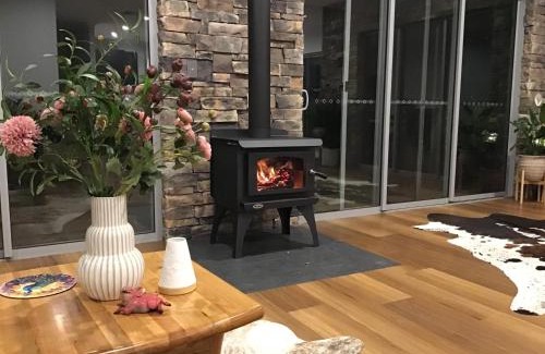 Toodyay House | Toodyay Upon Avon Guest House and Gallery