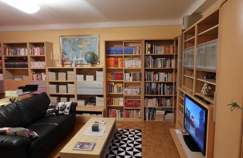 Innere Stadt Apartment | Top Location next to Opera in Vienna