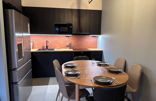 Tampere Apartment | Top of the Lake - free parking and lake & city views