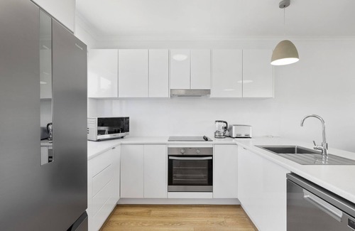 Woolgoolga House | Top Town Terrace - short walk to town center