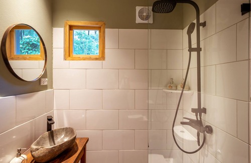 Nam Cang Cabin | Topas Riverside Lodge