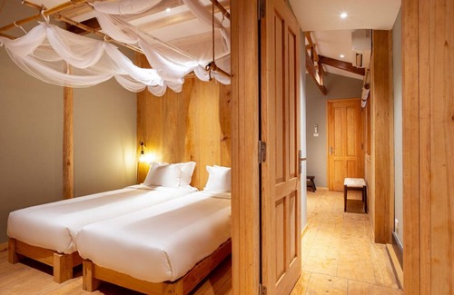 Nam Cang Cabin | Topas Riverside Lodge