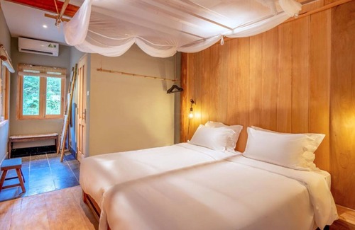 Nam Cang Cabin | Topas Riverside Lodge