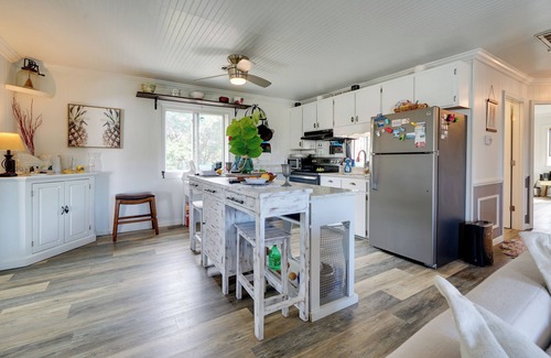Topsail Beach Villa | Topsail Beach Villa: Outdoor Oasis w/Hot Tub