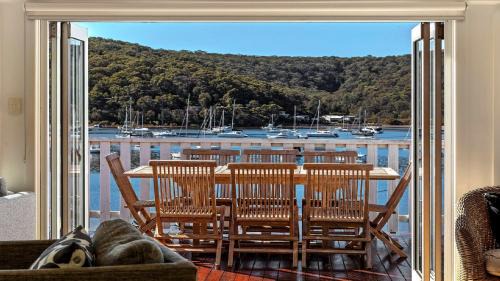 Hardys Bay House | 'Torcello - Waterfront on the Bay' by HolidayCo