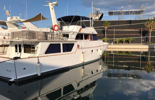 Barceloneta Boat Rental | Toro