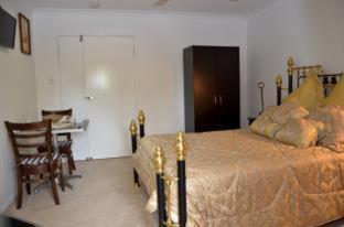Torquay Bed & Breakfast | Torquay Terrace Bed & Breakfast
