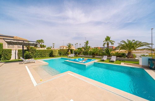 Torremendo Villa | Torremendo - Exclusive and modern holiday house with heated swimming pool
