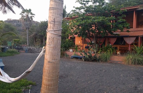Sao Filipe Bed & Breakfast | Tortuga b&b right by the beach, paradise garden, delicious food and drinks