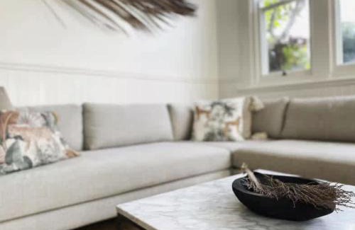 Merewether House | Tosca Elegant Merewether Beach House with Pool