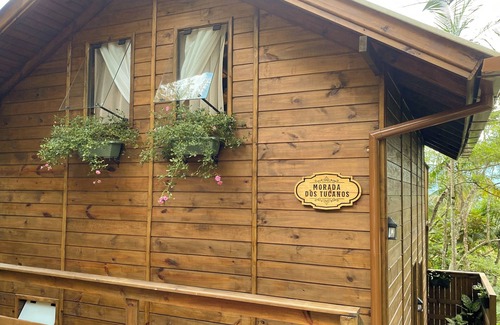 Morro dos Ventura Ski Chalet | Toucans' Home Chalet - A Romantic Chalet in Santo Amaro da Imperatriz