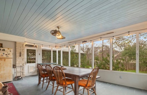 Tarrytown House | Tower Dr #A xxxxxxxx