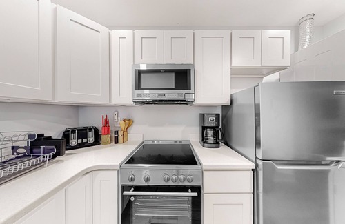 The Pines House | Town of Rehoboth Beach retreat with full kitchen, fast WiFi, washer/dryer, & AC
