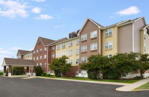 Naperville Hotel | TownePlace Suites by Marriott Chicago Naperville