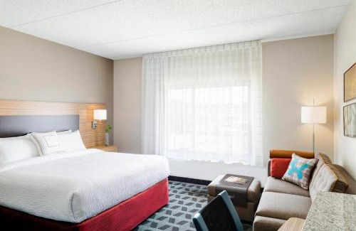 Baytown Hotel | TownePlace Suites by Marriott Houston Baytown