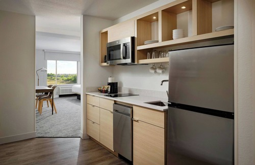 Fort Myers Hotel | Towneplace Suites By Marriott Fort Myers Southeast