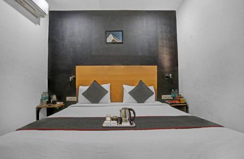 Janakpuri Hotel | Townhouse Nangal Raya Pankha Road