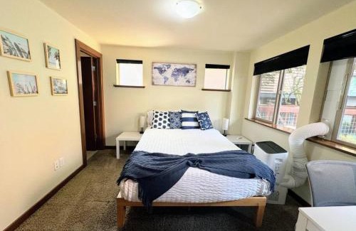 Seaview House | Townhouse West Seattle Abode!