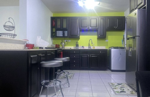 Portmore House | Townhouse426 Gated Community