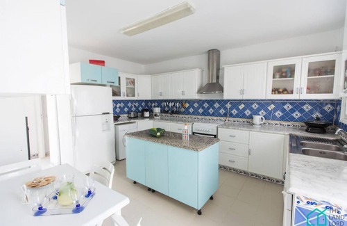 Mrezga House | Très charmante villa avec piscine à 5mn de la mer