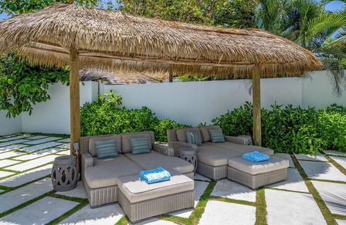 Tryall House | Tradewinds on the Sea, Oceanfront, Rate Discount & Comp Member Fees 8/2 - 10/31