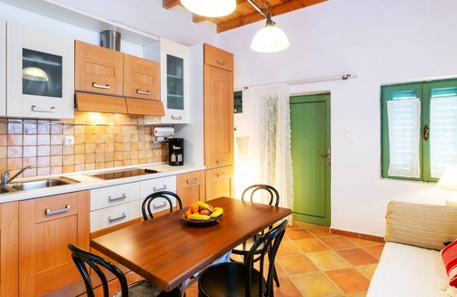 Piskokefalon House | Traditional Cretan Stone House In Piskokefalo Wi-fi