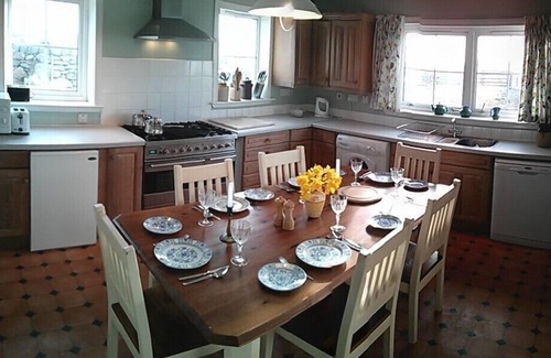 Ardroil House | Traditional Croft House with Spectacular Views over Beach and Mountains