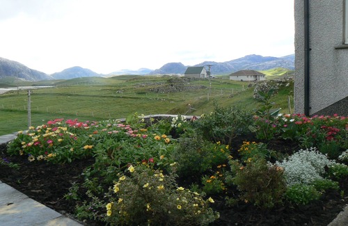 Ardroil House | Traditional Croft House with Spectacular Views over Beach and Mountains