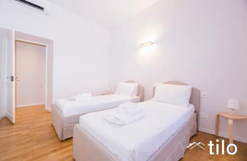 San Vincenzo Apartment | Train Station| 3BR| A/C| City Center By Tilo