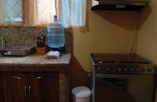 Masaya House | Tranquil 3-bedroom house with AC in Masaya