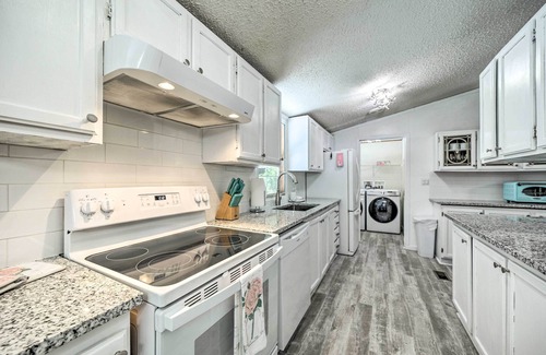 Bryson City House | Tranquil Creekfront Bryson City Home w/Grill!