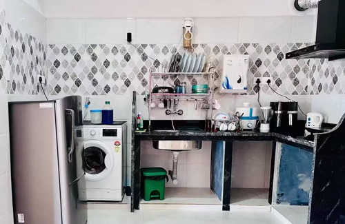 Bainguinim Bed & Breakfast | Tranquil Goan Escape - AC Room in a Villa with Shared bathroom