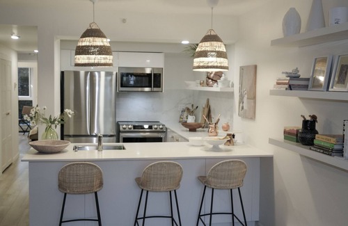 Downtown Vancouver Condo | Tranquil Oasis in Yaletown