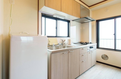 Sumida Apartment | Tranquil Riverside Home - 4min Train to Skytree & Asakusa