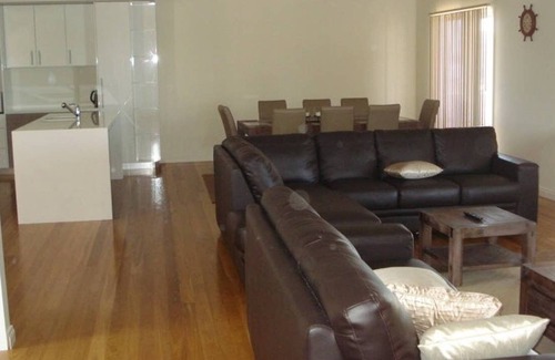 Goolwa North House | Tranquil Views - Waterfront Goolwa North