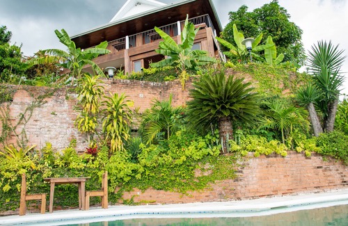 Jack's Hill Apartment | Tranquility Estate - Your Idyll In The Hustle And Bustle Of Kingston