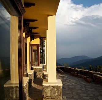 Shilon Bagh House | Tranquility In The Himalayas