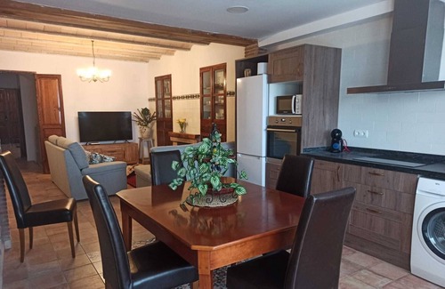 Castellon Province Cottage | Tranquility is breathed in this accommodation