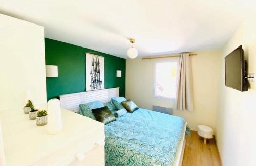 Villy-sur-Yeres House | tranquillité- jardin- WIFI- gite Père Louis