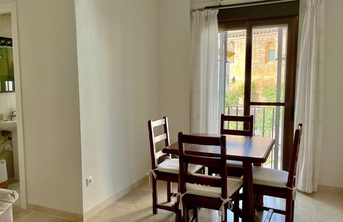 Santa Marina Apartment | Tranquilo Apartamento Junto al Palacio de Viana y Santa Marina