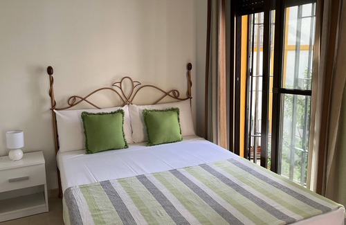 Santa Marina Apartment | Tranquilo Apartamento Junto al Palacio de Viana y Santa Marina